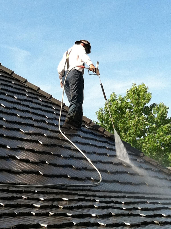 Los Angeles Tile Roof Power Washing